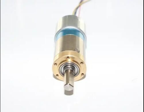 Moteur à engrenages à courant continu sans balai de 24 mm Moteur à engrenages planétaires de 12 V 24 V à couple élevé à faible bruit
