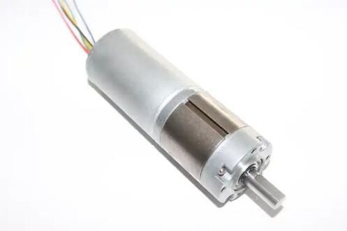 Moteur à engrenages planétaires sans balai de 36 mm à couple élevé 20 watts 45 tours par minute 3650 Moteur sans balai