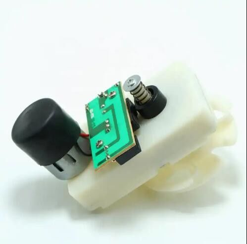 Moteur à engrenages en plastique de 24 V à 21 tours par minute 50GS 365 360 DC Moteur à engrenages carrés pour distributeur automatique intelligent